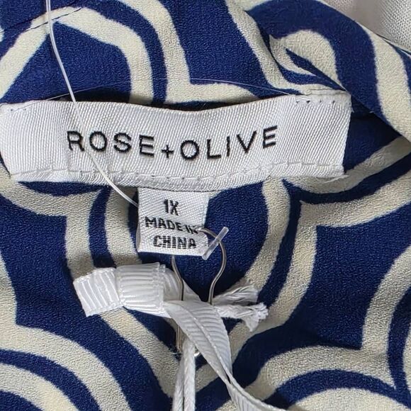 Rose + Olive Blue White Print Button Front Top 1X (NWT) - Picture 7 of 10